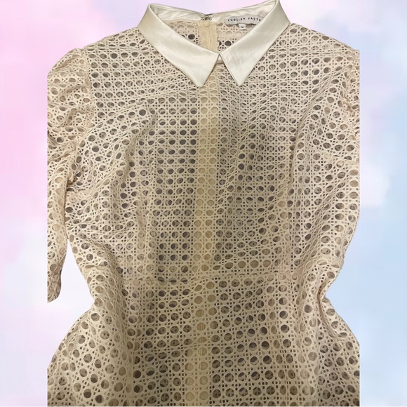 Beautiful puff sleeve mini dress - Picture 4 of 4